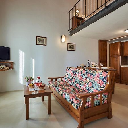 Casanova - Family Apartments Residence San Quirico dʼOrcia Exterior foto